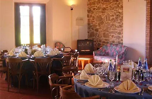 Hotel Relais Santa Genoveffa Паганико Летний дом